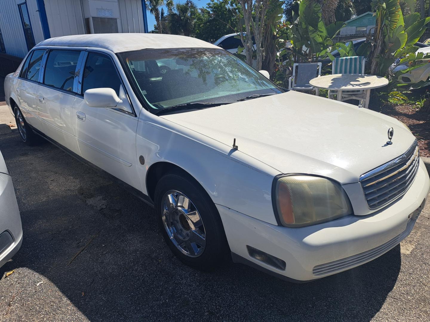 2004 White Cadillac Krystal Koach Base FWD (1GEEH90Y84U) with an 4.6L V8 DOHC 24V engine, Automatic transmission, located at 1181 Aurora Rd, Melbourne, FL, 32935, (321) 241-1100, 28.132914, -80.639175 - Photo#2